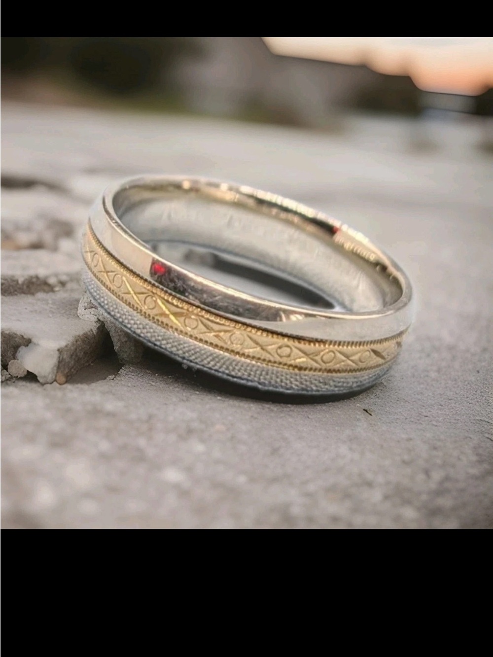 HEAVY Mens 10k SOLID gold two tone band